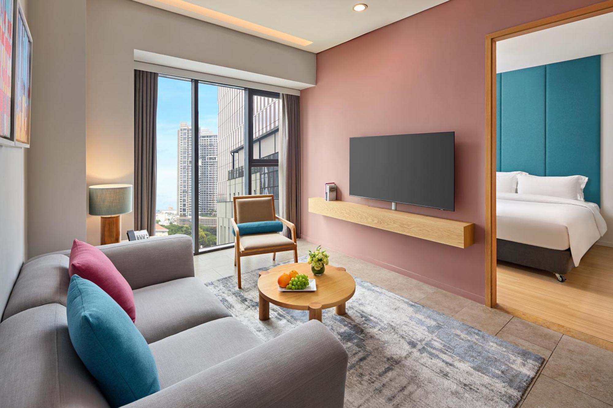 Novotel Living Saigon South Хошимин Экстерьер фото