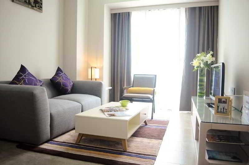 Novotel Living Saigon South Хошимин Экстерьер фото